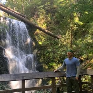 Meet your Posher, Mark